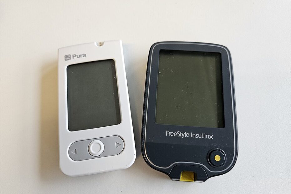 Finger-stick capillary blood glucose test for hypoglycemia check